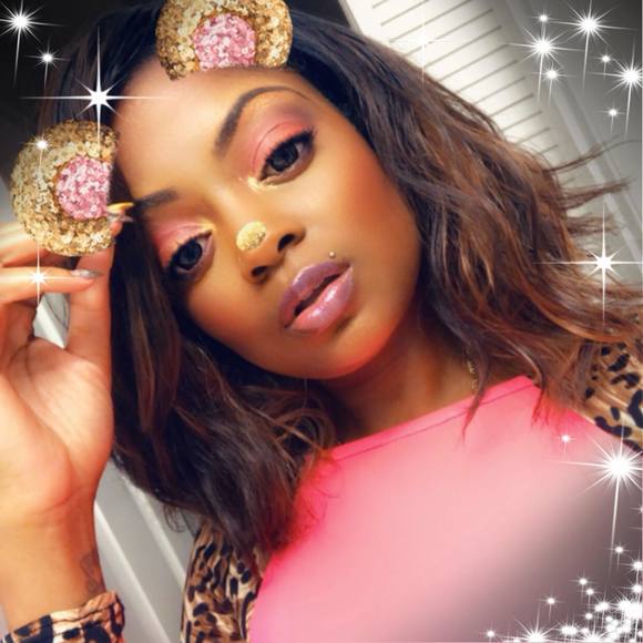 Meet your Posher, Jewel - Picture 1 of 1